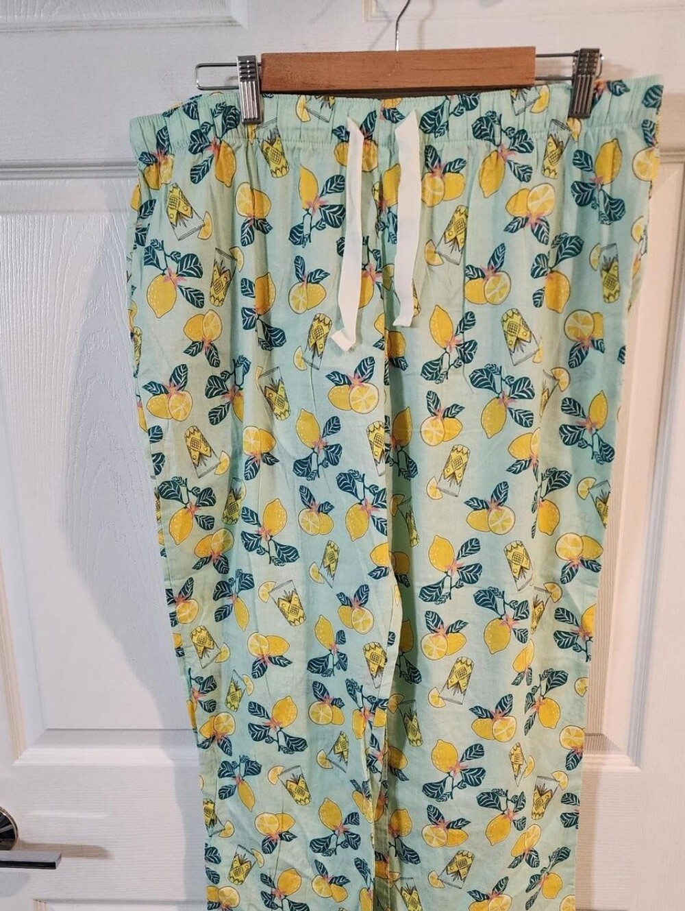 🍋OLD NAVY Lemon-Print Pajama Pants - Light Green & Yellow, Size Large, no flaws